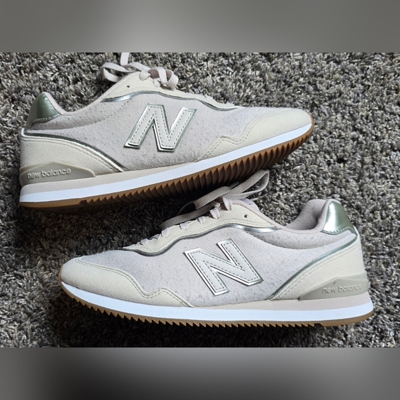 New Balance Shoes - New Balance Sola Sleek sneakers, off white/light beige w Silver Accents, Sz 7